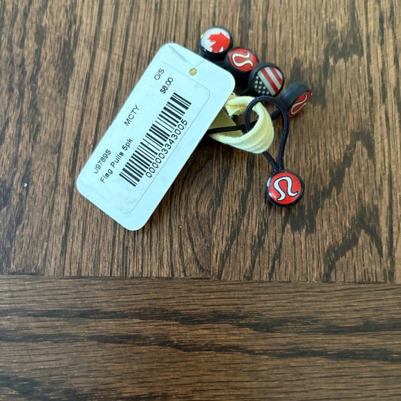 Lululemon Head Band & Pack of Hair Ties/Zipper FLAG Pulls (5) with Red Logo - Picture 6 of 8